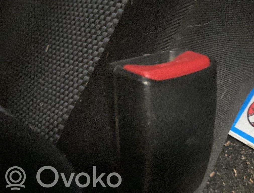 Suzuki Grand Vitara II Klamra tylnego pasa bezpieczeństwa 