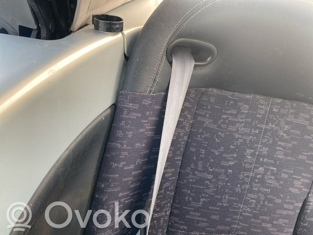 Renault Megane I Cinturón trasero 