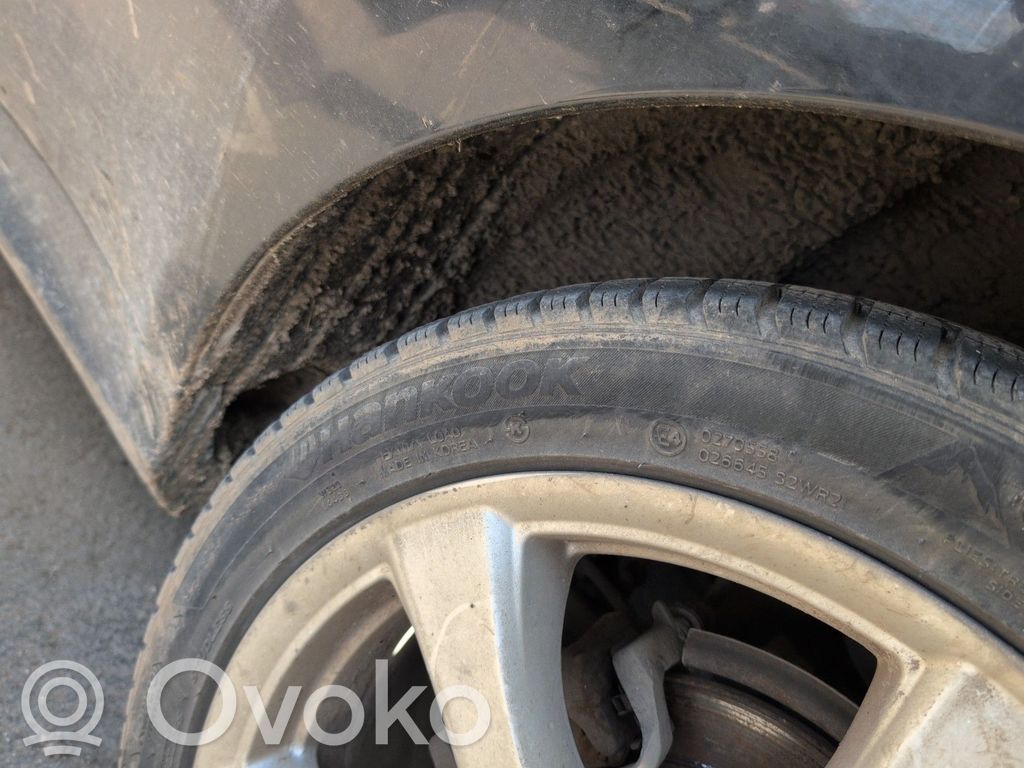 Mercedes-Benz A W169 Nadkole tylne 
