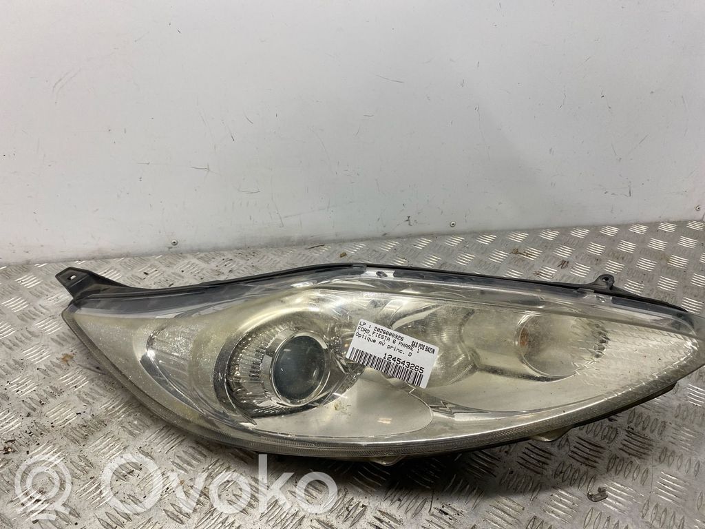 Ford Fiesta Etu-/Ajovalo 