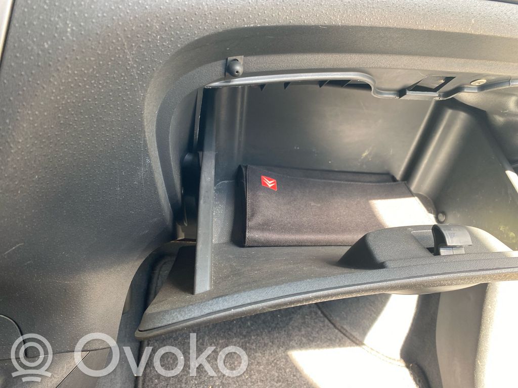 Citroen C3 Juego guantera 