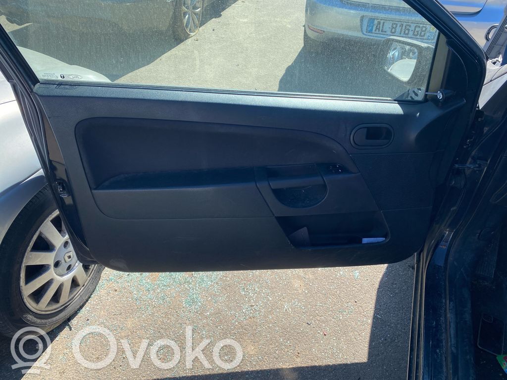 Ford Fiesta Boczki / Poszycie drzwi przednich 