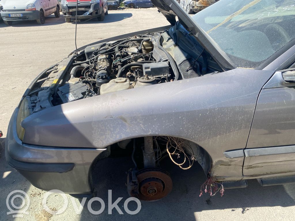 Opel Calibra Spārns 