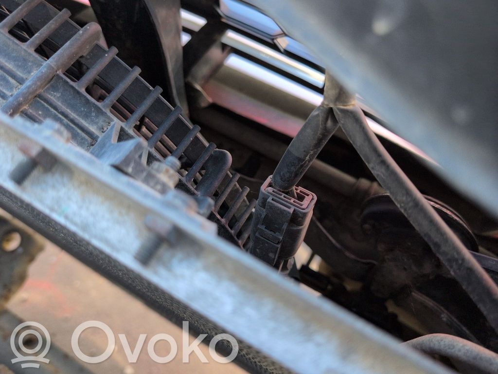 Suzuki Grand Vitara I Poprzeczka zderzaka przedniego 