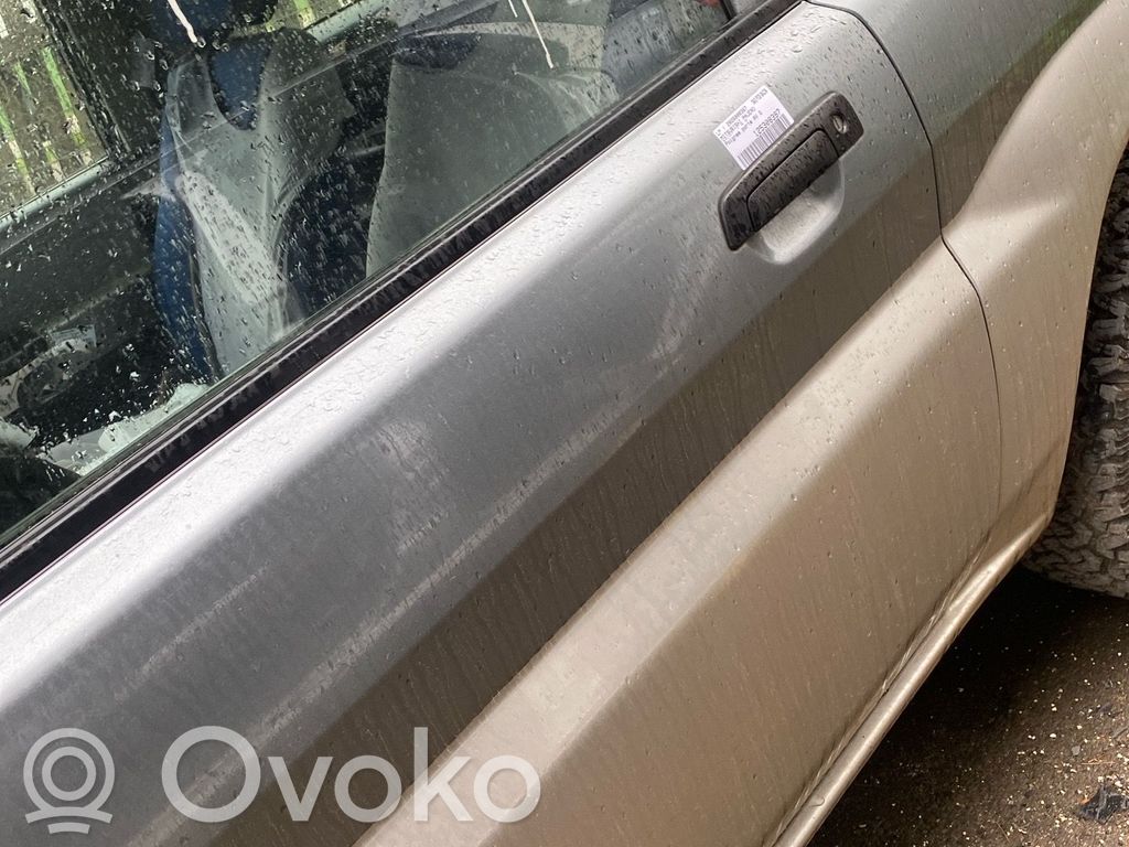 Mitsubishi Pajero Pinin Puerta delantera