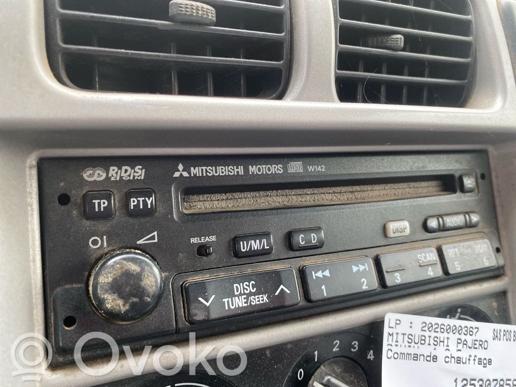 Mitsubishi Pajero Pinin Panel / Radioodtwarzacz CD/DVD/GPS 