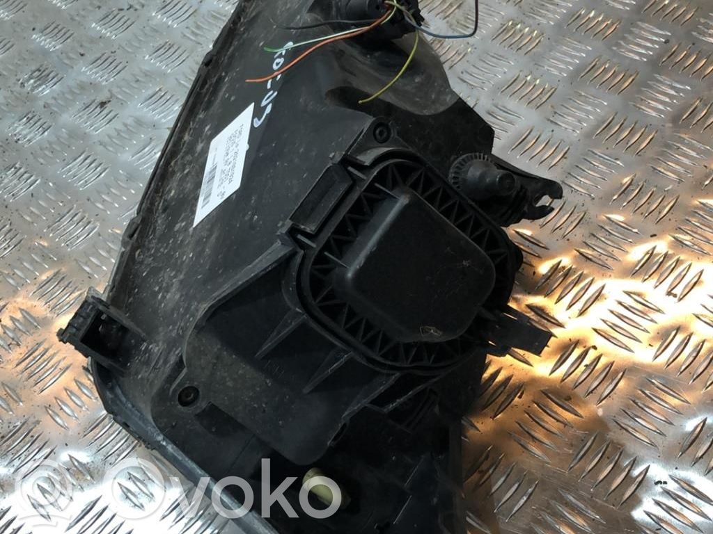 Ford Focus Headlight/headlamp 