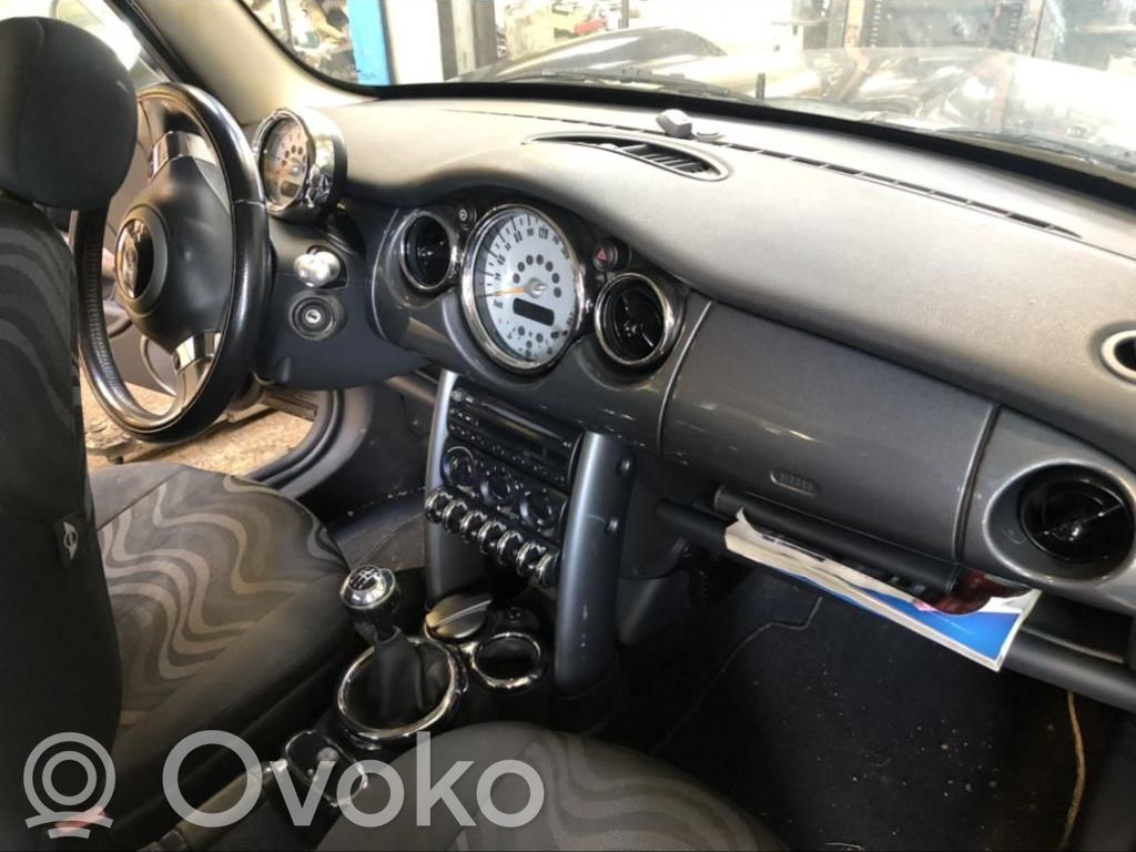 Mini One - Cooper R50 - 53 Panelis 