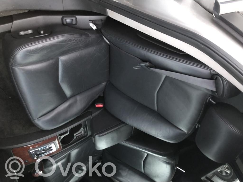 Interior set