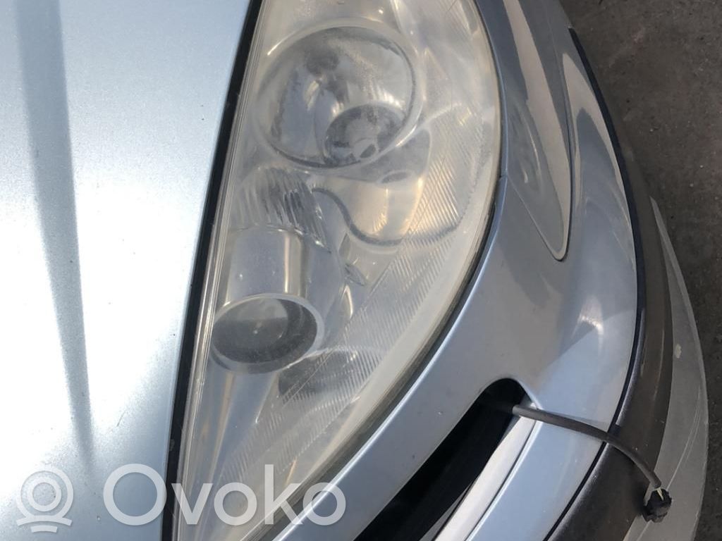 Peugeot 807 Scheinwerfer 