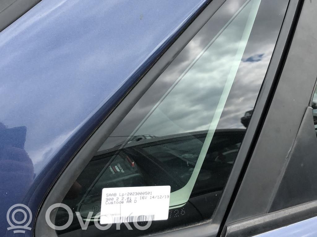 Rear side window