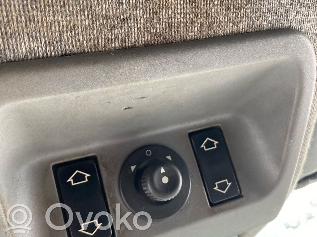 Peugeot 206 Interruttore di controllo dell’alzacristalli elettrico 