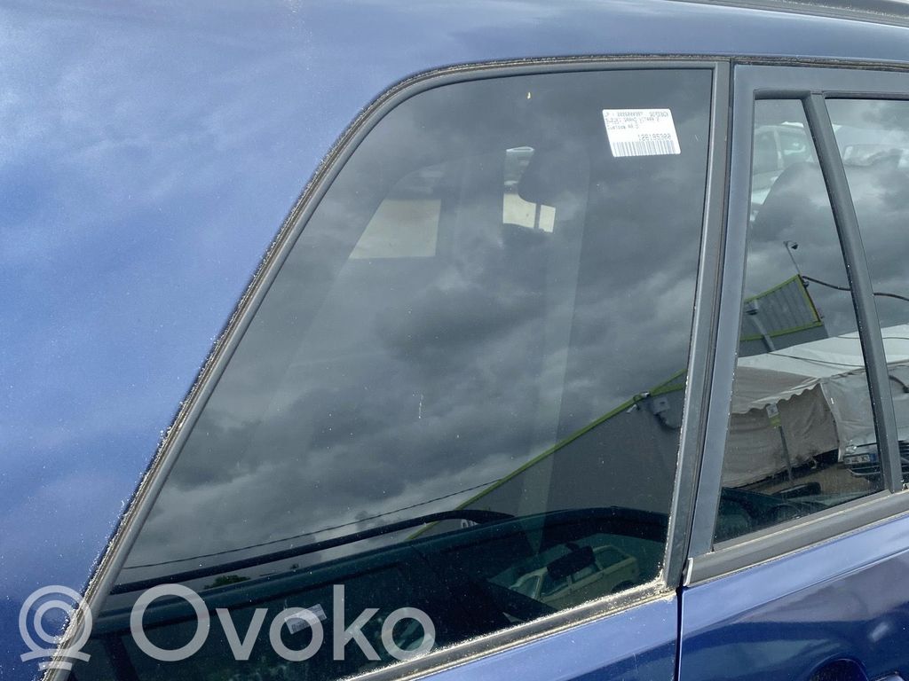 Suzuki Grand Vitara II Szyba karoseryjna tylna 