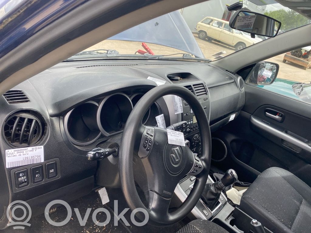 Suzuki Grand Vitara II Panel de instrumentos