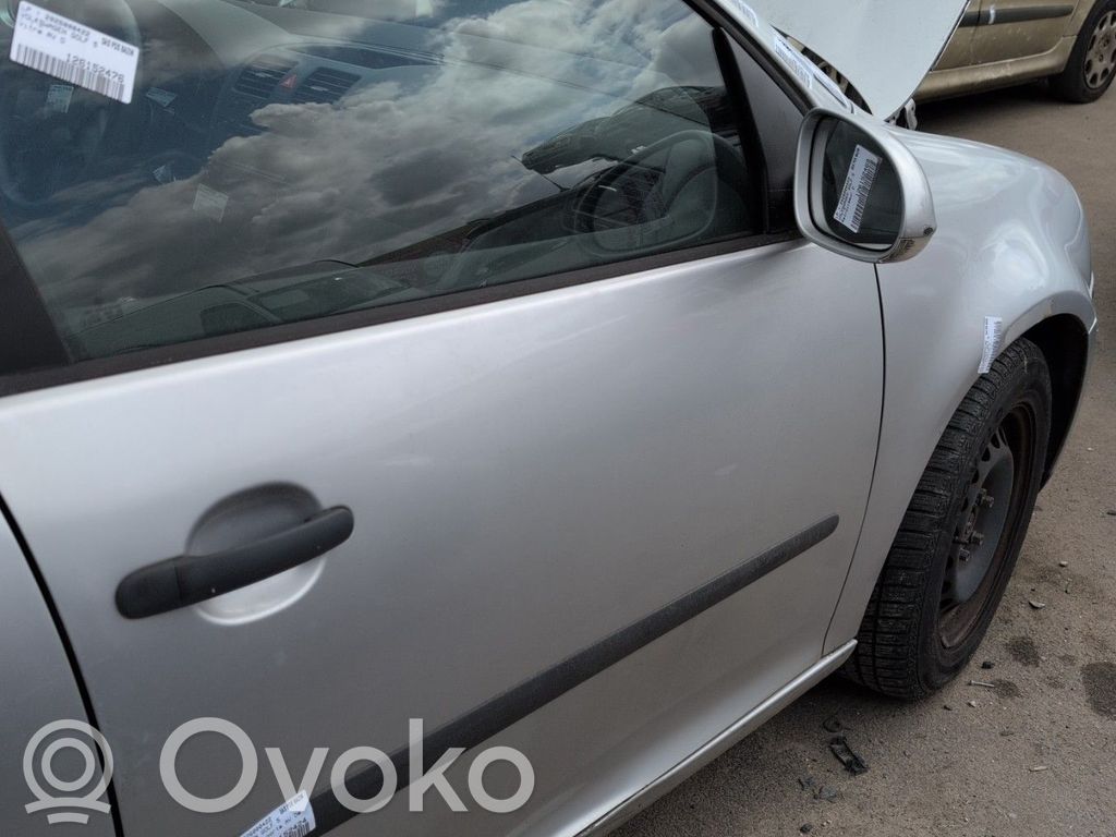 Volkswagen Golf V Ușă față 