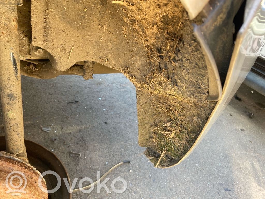 Ford Fiesta Apărători interioare aripă roată spate 
