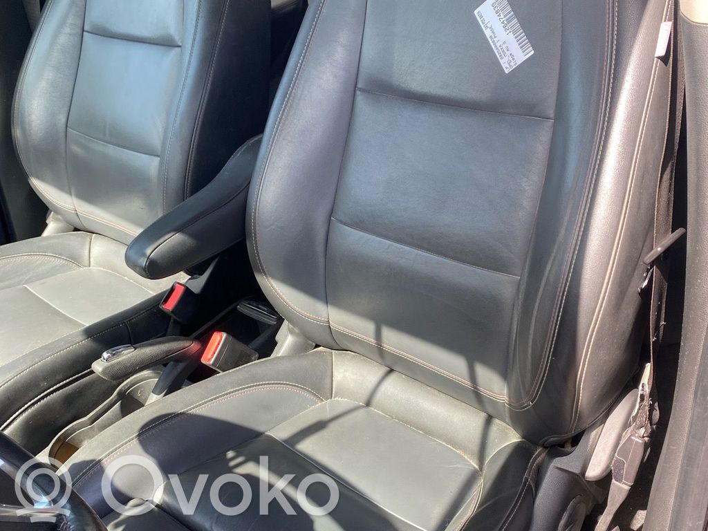 Opel Mokka Fotel przedni kierowcy 