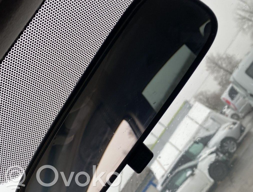 Mitsubishi Grandis Oglindă retrovizoare (interior) 