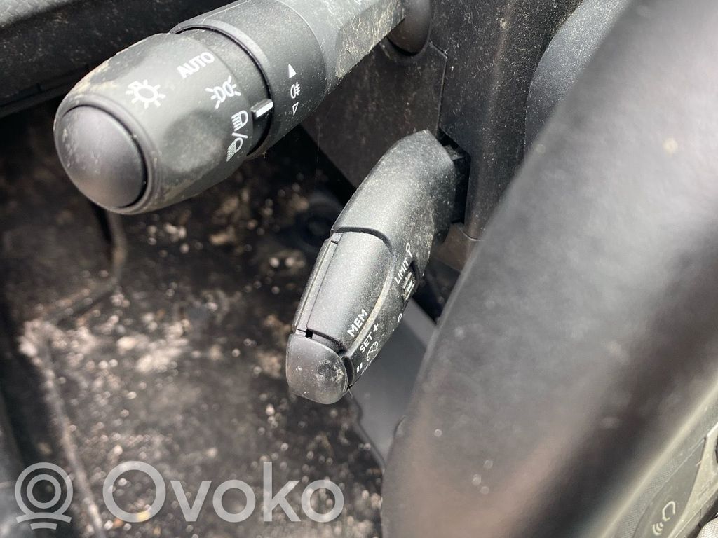 Peugeot 208 II Manetka / Przełącznik kierunkowskazów wycieraczek 