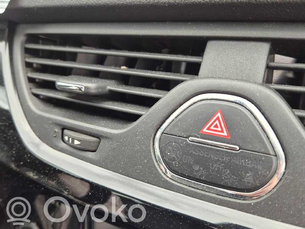 Opel Corsa E Comutator lumini pericol 
