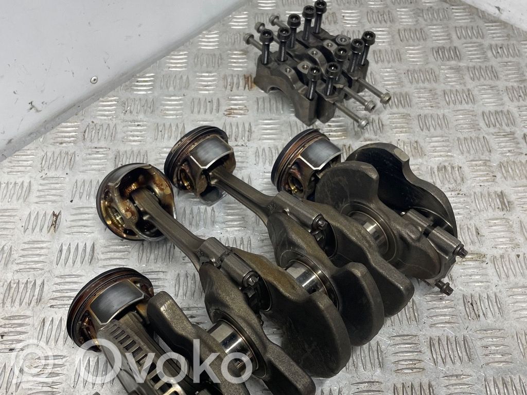 Kampiakseli   06L105101D,06H198401D