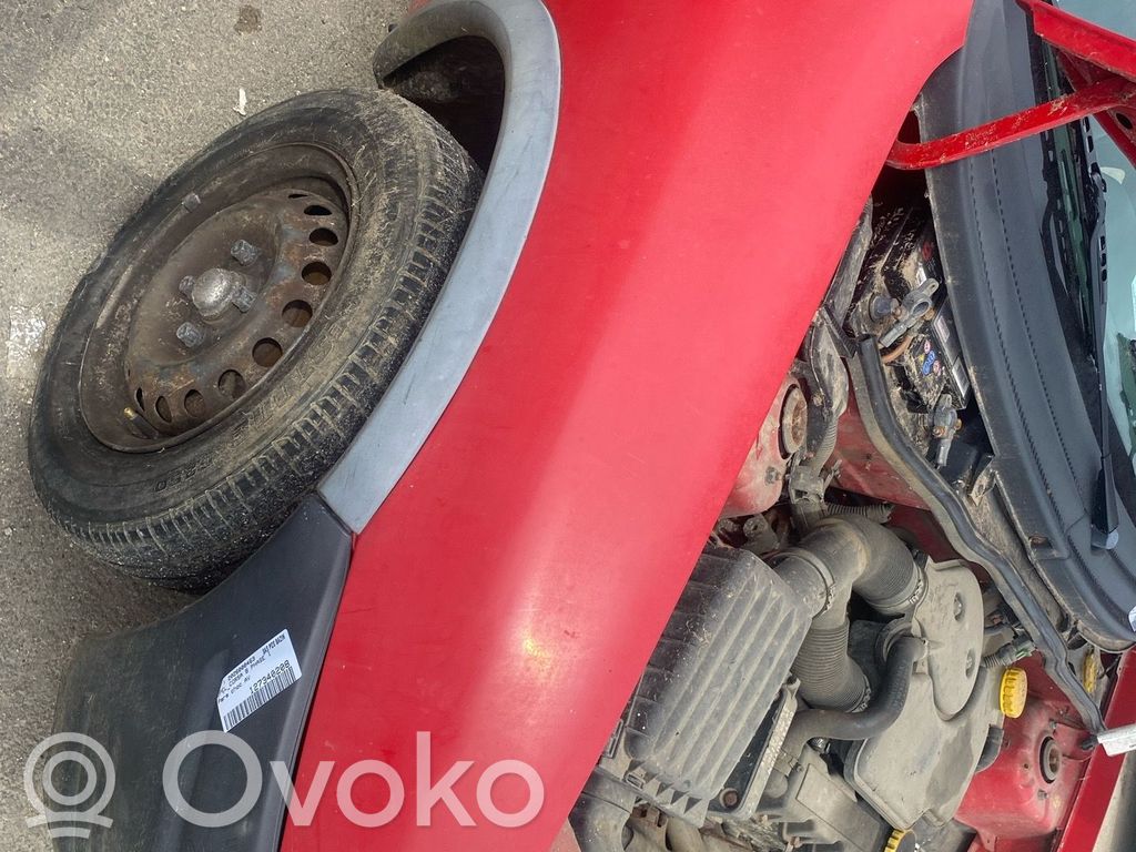 Opel Corsa B Sparnas 