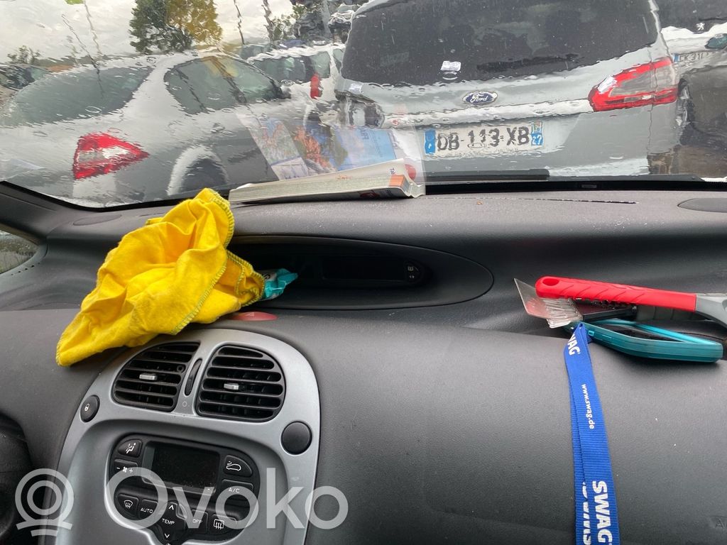 Citroen Xsara Picasso Kojelauta 