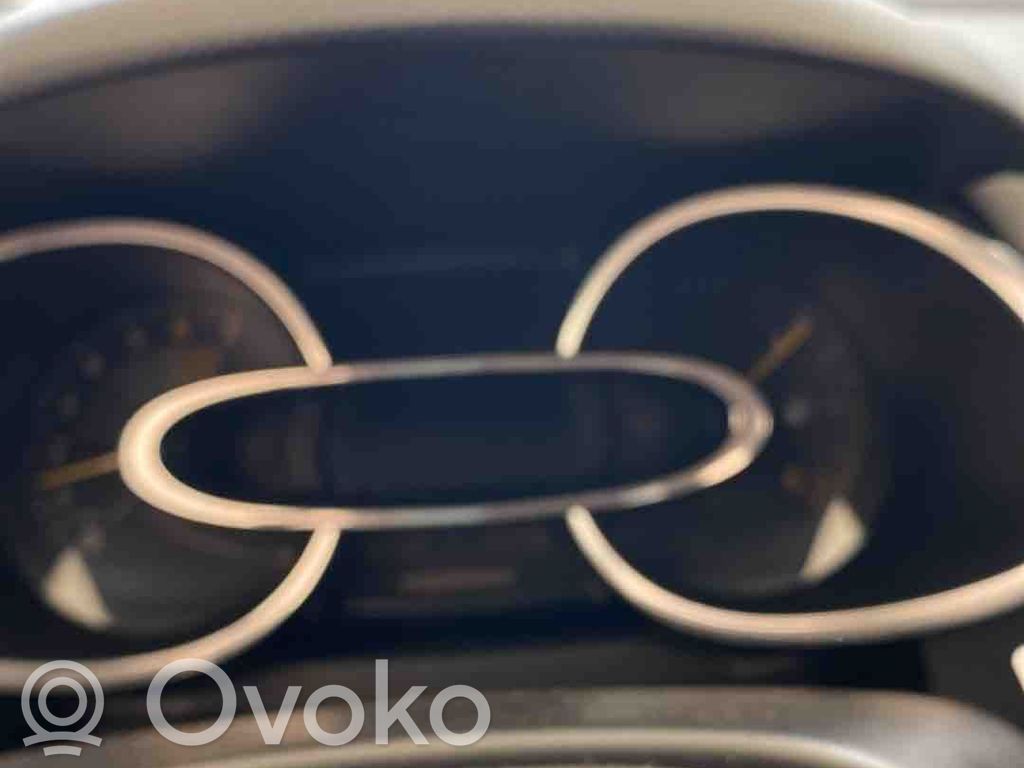 Renault Clio IV Licznik / Prędkościomierz 