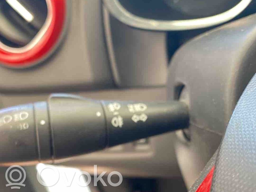 Renault Clio IV Manetă semnalizator 