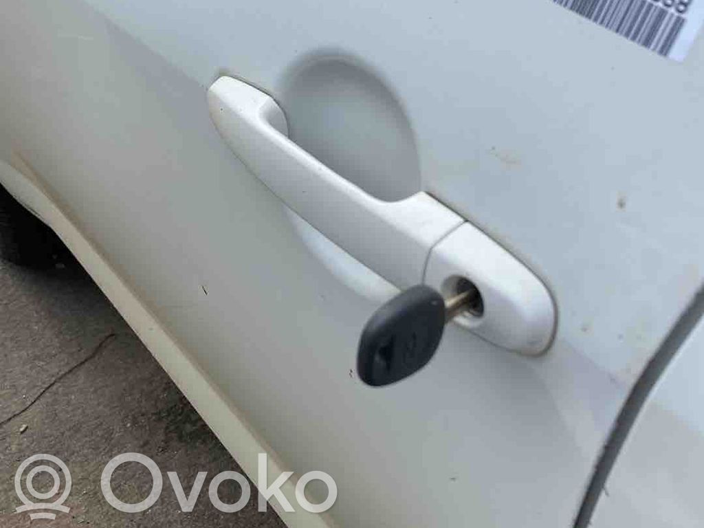 Toyota RAV 4 (XA30) Etuoven ulkokahva 