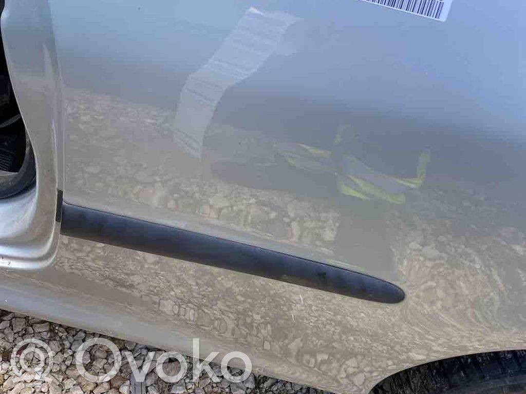 Peugeot 206 Contur aripă spate 