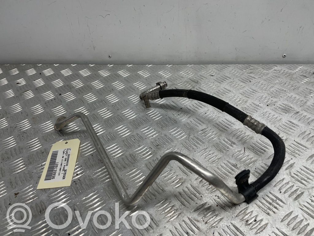 Peugeot 208 I Ilmastointilaitteen putki (A/C) 