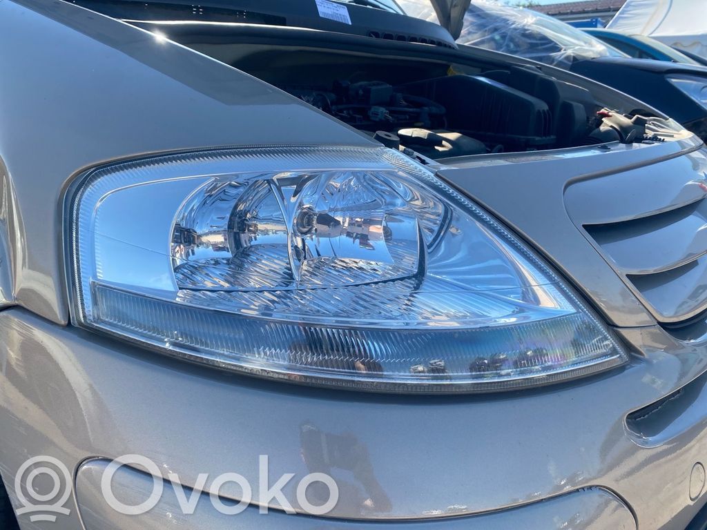 Citroen C3 Lampa przednia