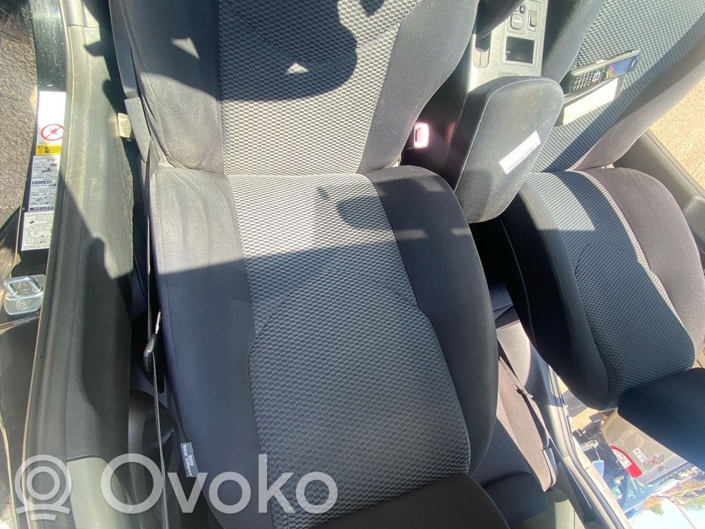 Toyota RAV 4 (XA30) Sedile anteriore del conducente