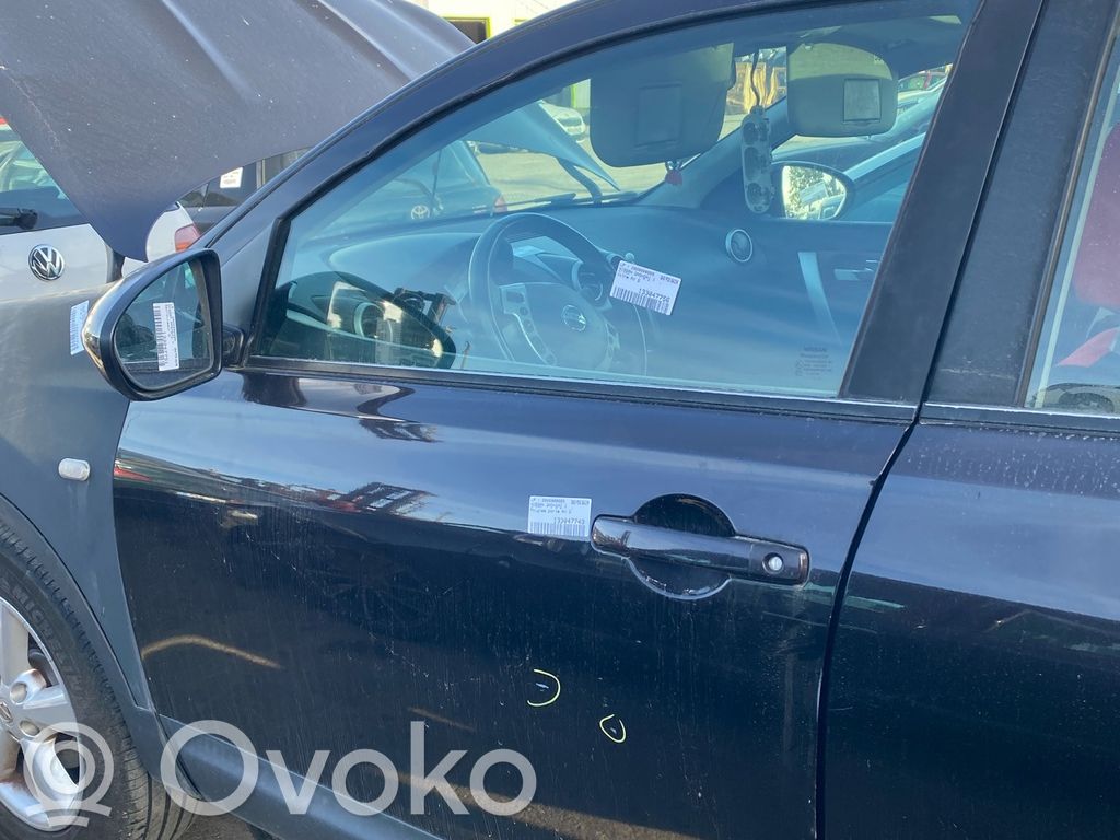 Nissan Qashqai Priekinės durys 