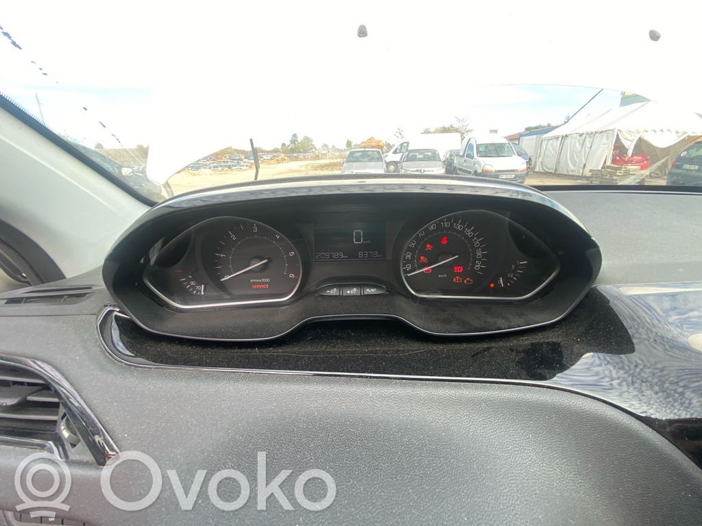 Peugeot 208 I Licznik / Prędkościomierz 