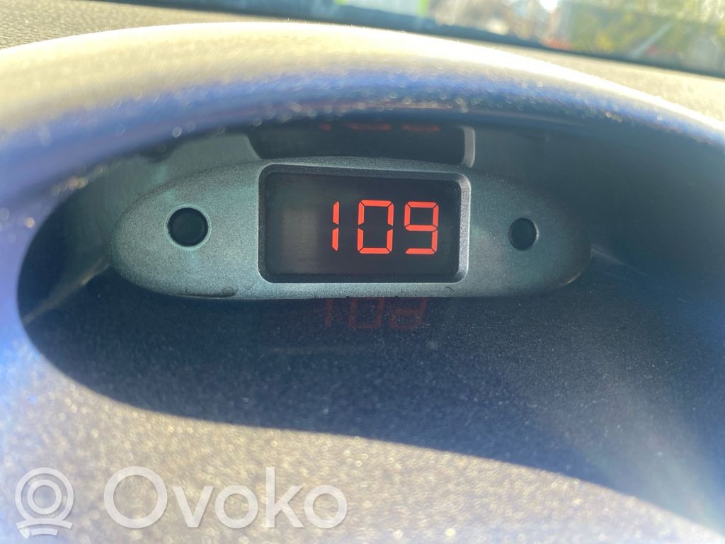 Peugeot 206 Экран/дисплей/маленький экран