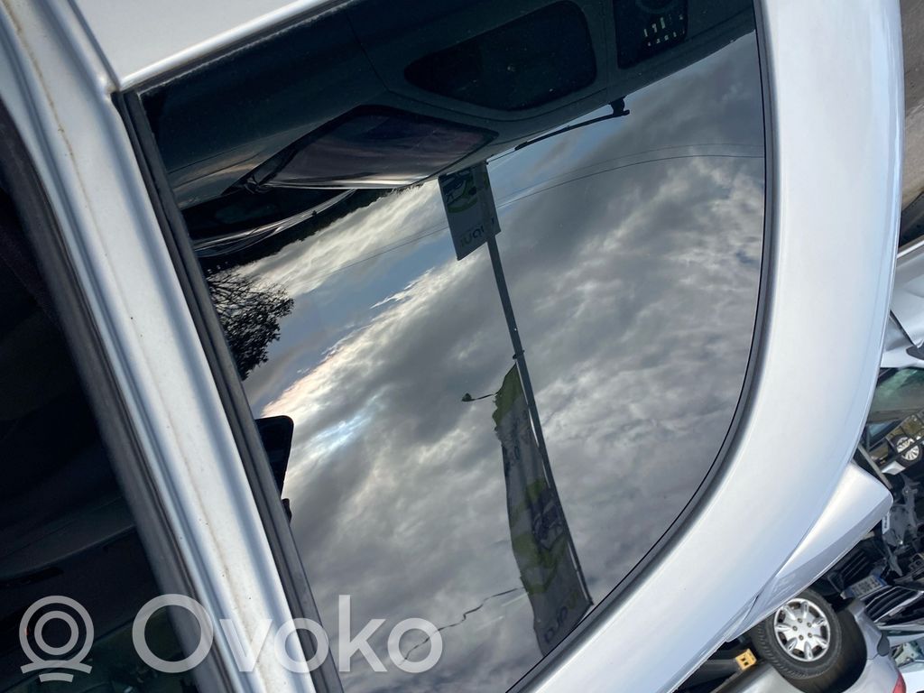 Hyundai Matrix Vidrio lateral trasero