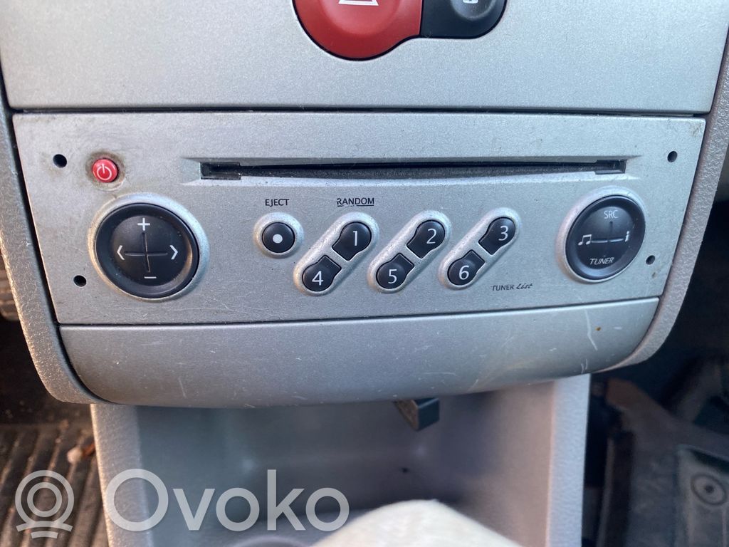 Renault Modus Radio/CD/DVD/GPS-pääyksikkö 
