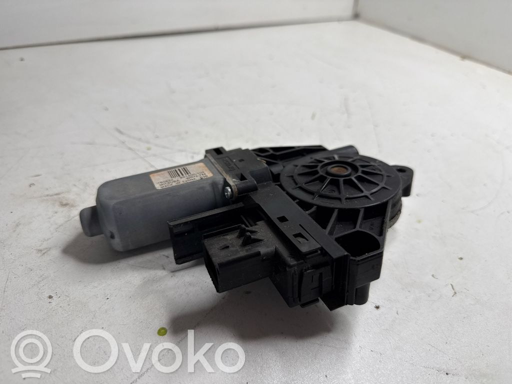 Silnik regulatora szyby drzwi przednich   931400104,180824