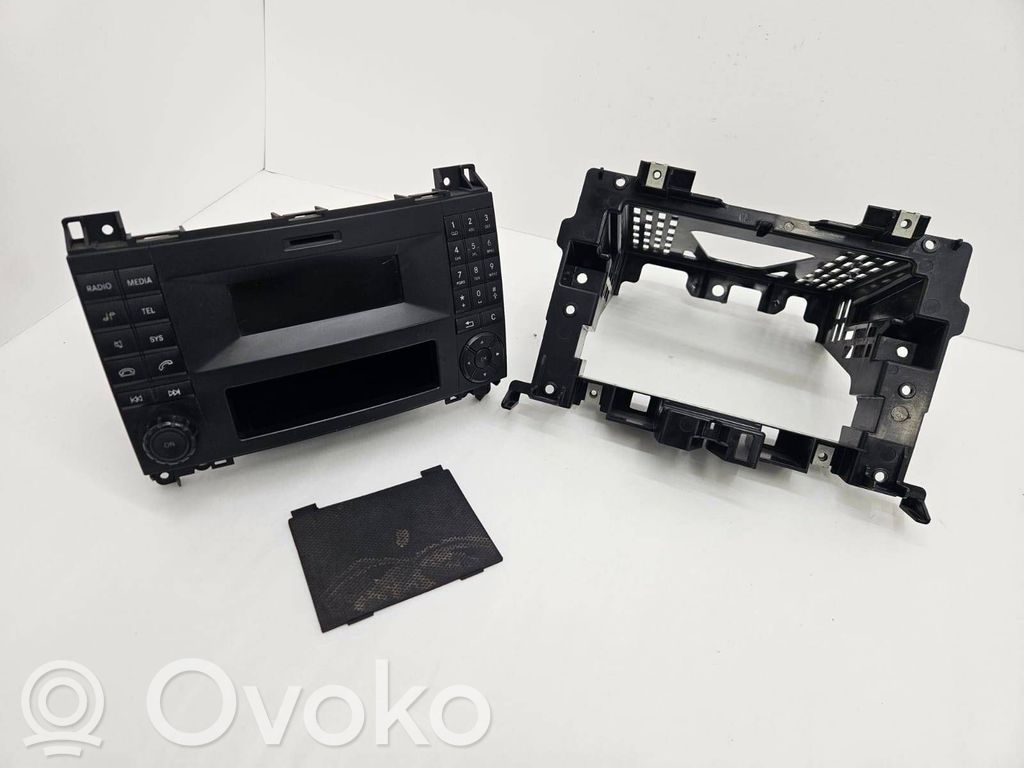 Mercedes-Benz Sprinter W906 Panel / Radioodtwarzacz CD/DVD/GPS 