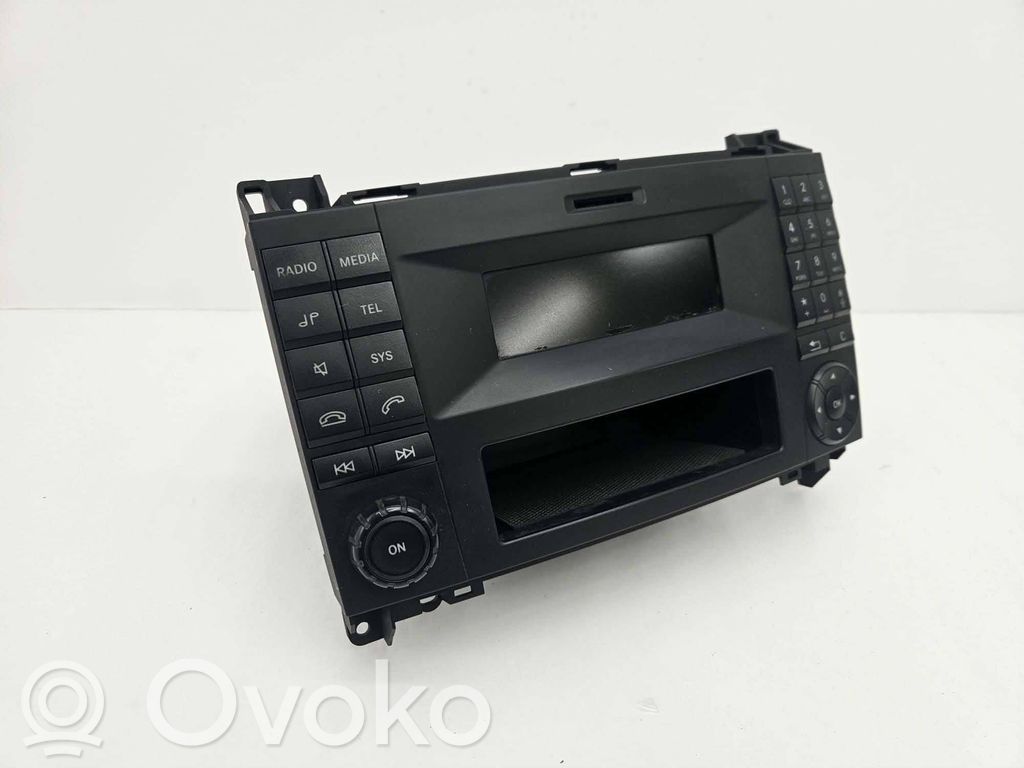 Mercedes-Benz Sprinter W906 Panel / Radioodtwarzacz CD/DVD/GPS 