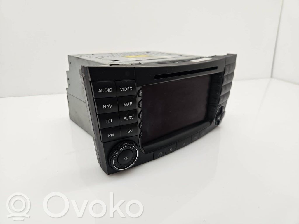 Panel / Radioodtwarzacz CD/DVD/GPS   BE7039,A2118700089,41056566