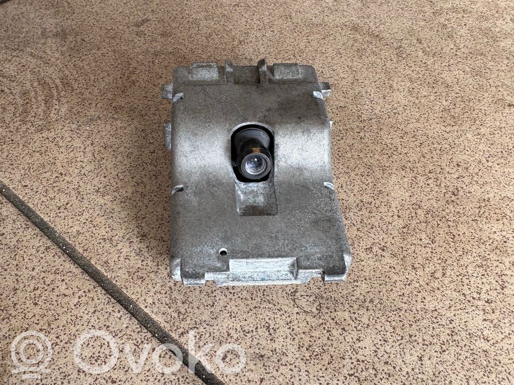 Mazda 3 III Windshield/windscreen camera 
