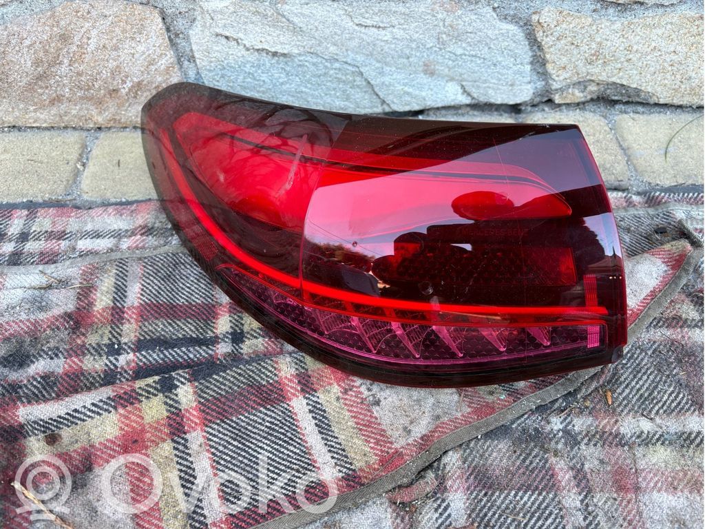 Mercedes-Benz GLC C254 Lampă spate în caroserie 