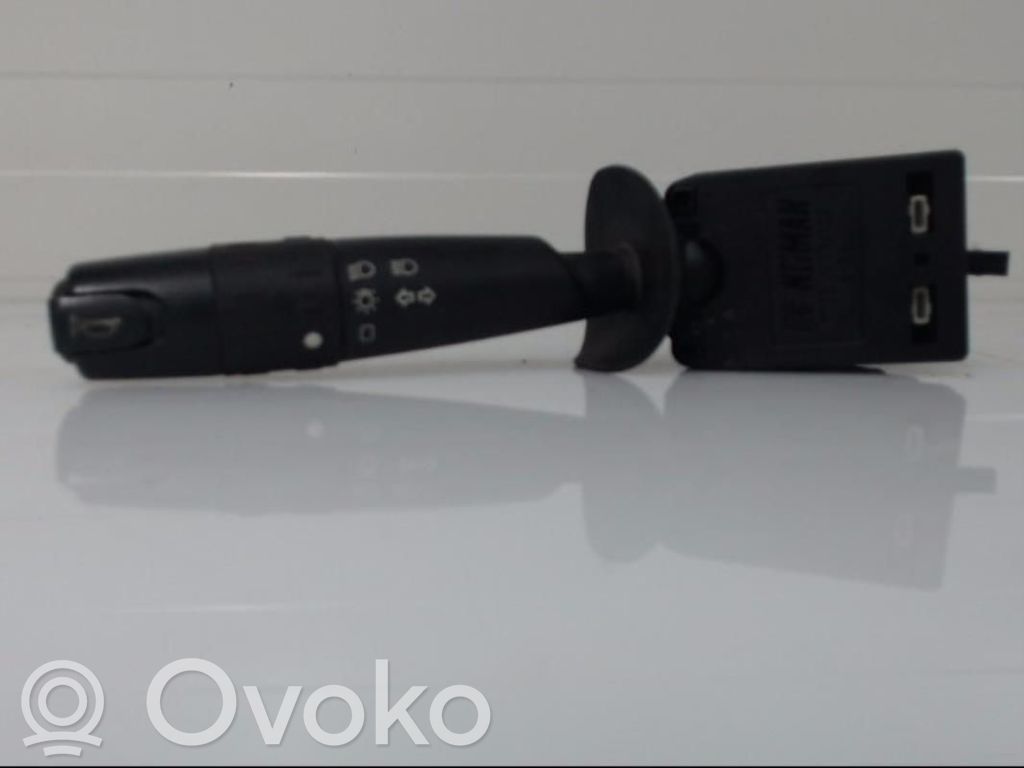 Peugeot 405 Indicator stalk 