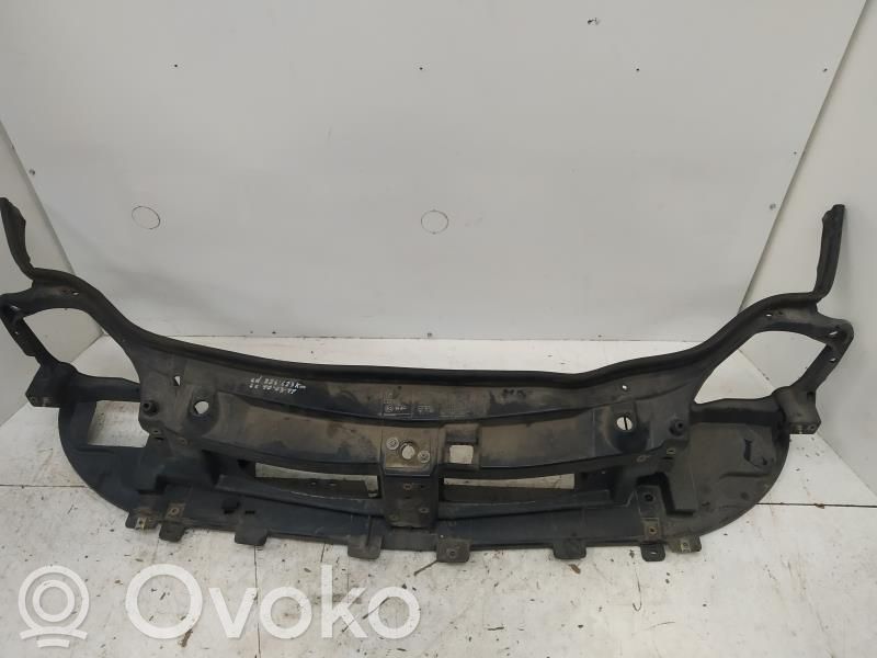 Renault Trafic II (X83) Panel mocowania chłodnicy / góra 