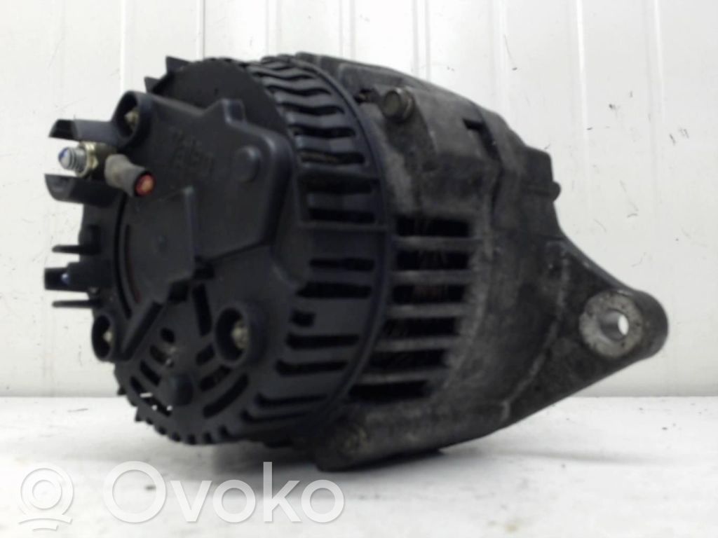 Volkswagen PASSAT B5 Alternator 