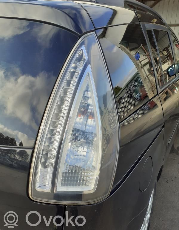 Mazda 5 Galinis žibintas kėbule 