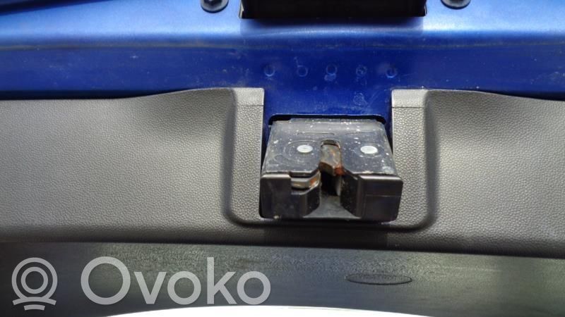 Mazda 3 I Aizmugurējā pārsega slēdzene 